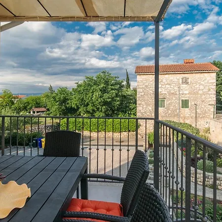 Appartement Ivona Na 1. Katu *
